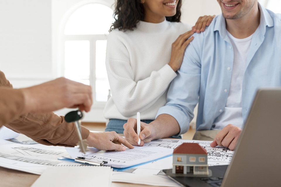LessInvest.com Real Estate