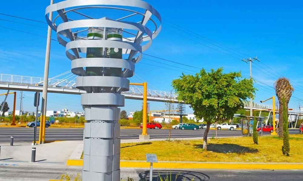 Colombia artificial trees: Remarkable solution to fight urban pollution